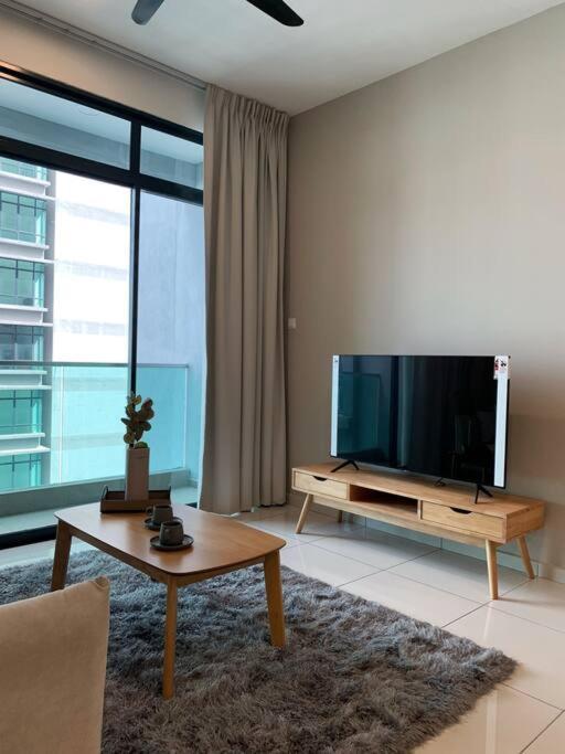 Of Near Bukit Jalil Cozy 7pax 3r2b Apartment Seri Kembangan